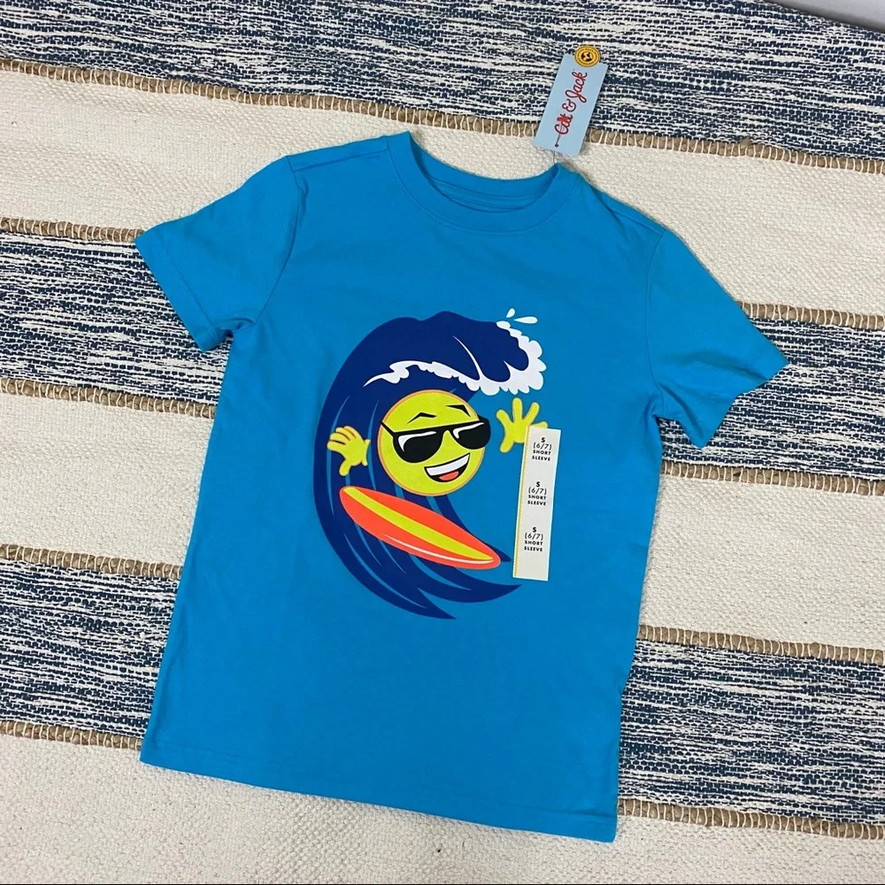 Cat & Jack Graphic T-shirt Boys Size SM 6/7 Surfing Sun Blue Short Sleeve
